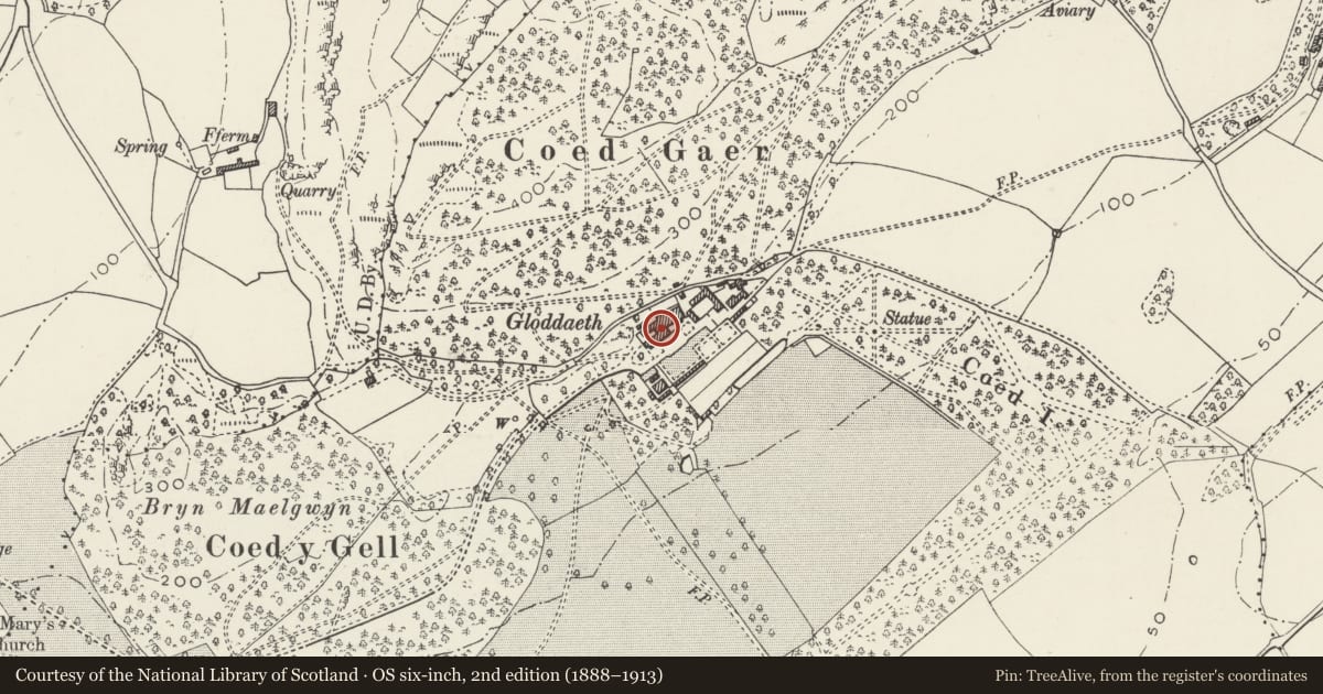 Ordnance Survey six-inch map, 2nd edition (1888–1913) covering the location of Gloddaeth Hall, Llandudno, Conwy, with a pin at the register's coordinates