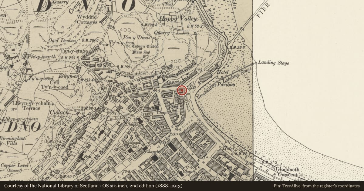 Ordnance Survey six-inch map, 2nd edition (1888–1913) covering the location of Min Y Don Hotel, Llandudno, Conwy, with a pin at the register's coordinates