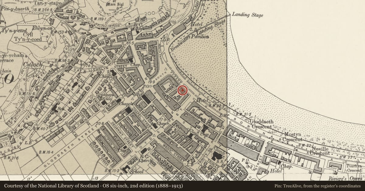 Ordnance Survey six-inch map, 2nd edition (1888–1913) covering the location of Esplanade Hotel, Glan-y-Mor Parade, Llandudno, Conwy, with a pin at the register's coordinates