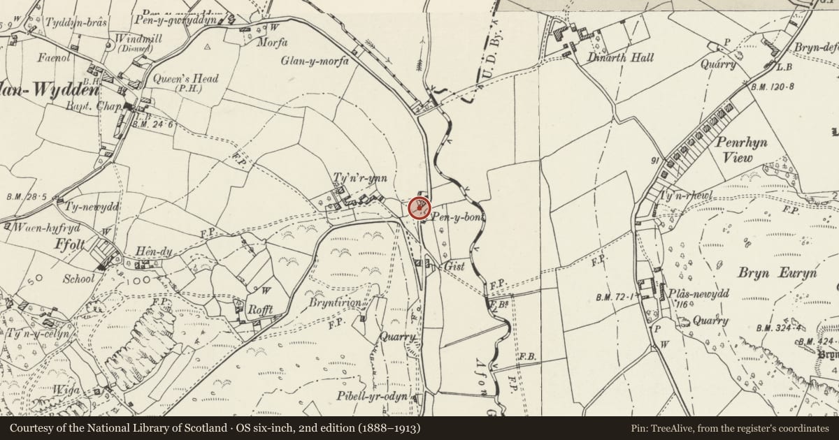 Ordnance Survey six-inch map, 2nd edition (1888–1913) covering the location of Pen-y-Bont Ucha, Llandudno, Conwy, with a pin at the register's coordinates