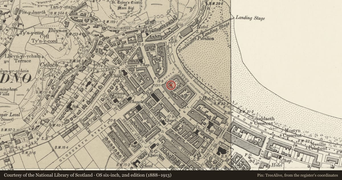 Ordnance Survey six-inch map, 2nd edition (1888–1913) covering the location of 1 Ty-Isa Road, including front garden wall, Llandudno, Conwy, with a pin at the register's coordinates