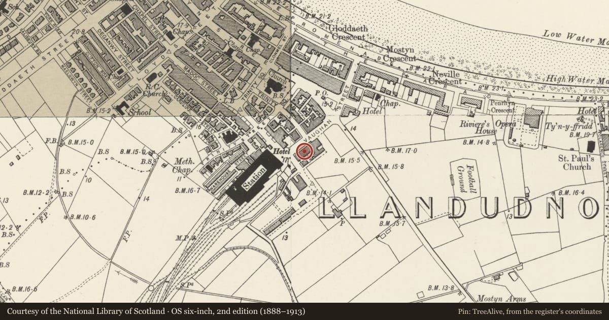 Ordnance Survey six-inch map, 2nd edition (1888–1913) covering the location of 4 Vaughan Street, including Verandah, Llandudno, Conwy, with a pin at the register's coordinates