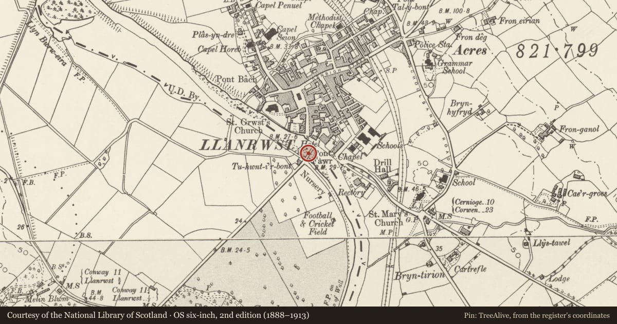 Ordnance Survey six-inch map, 2nd edition (1888–1913) covering the location of Pont Fawr (Llanrwst Bridge) (Partly in the Community of Trefriw), Conwy, with a pin at the register's coordinates