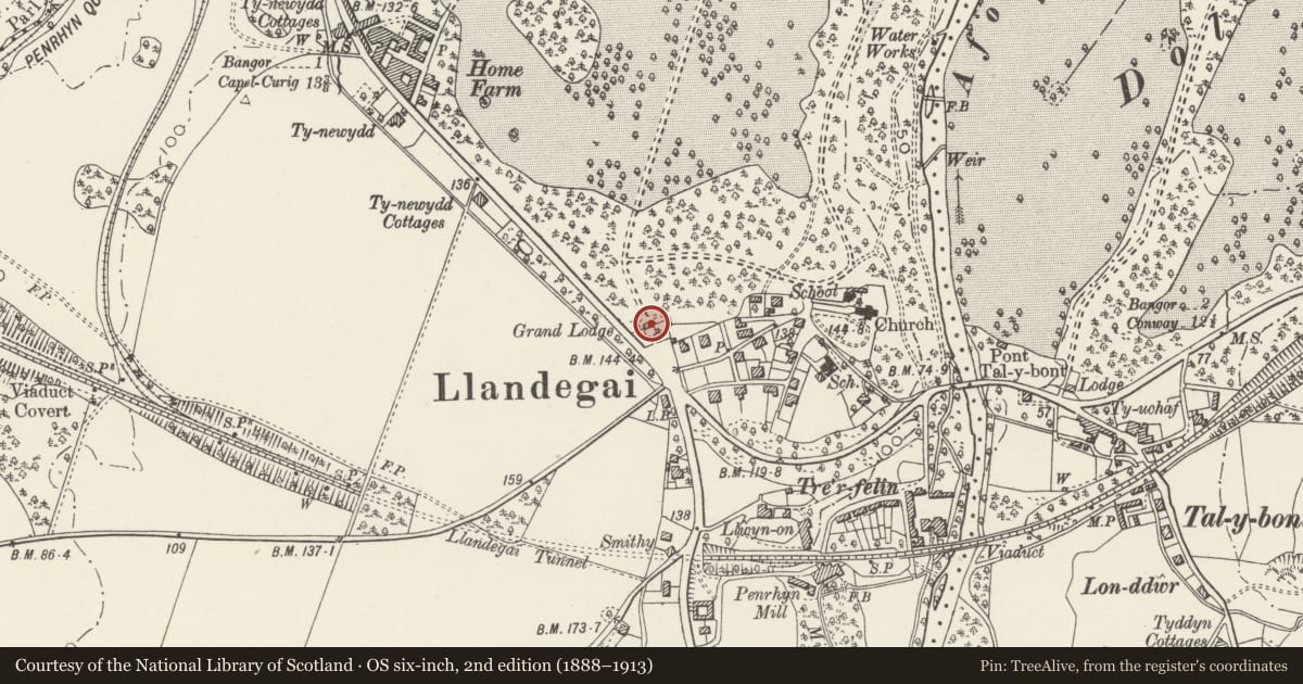 Ordnance Survey six-inch map, 2nd edition (1888–1913) covering the location of Grand Lodge and forecourt walling, Llandygai, Gwynedd, with a pin at the register's coordinates