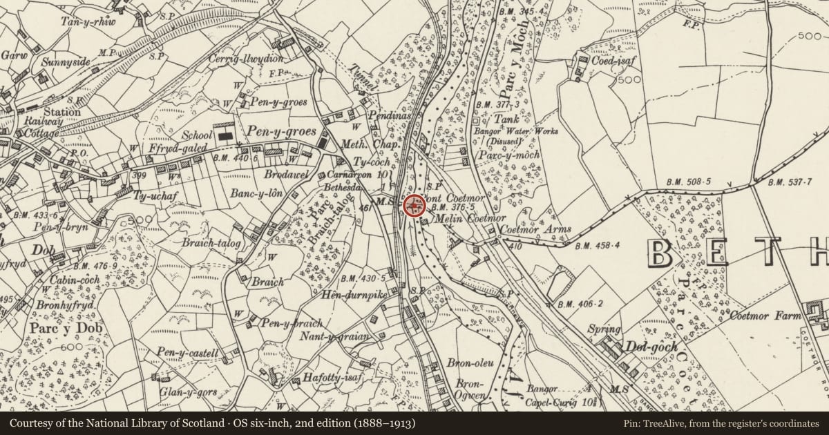 Ordnance Survey six-inch map, 2nd edition (1888–1913) covering the location of Pont Coetmor (partly in Llanllechid and Bethesda communities), Llandygai, Gwynedd, with a pin at the register's coordinates