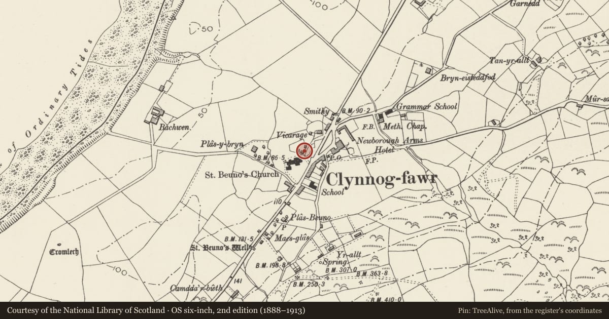 Ordnance Survey six-inch map, 2nd edition (1888–1913) covering the location of The Court House, Clynnog, Gwynedd, with a pin at the register's coordinates