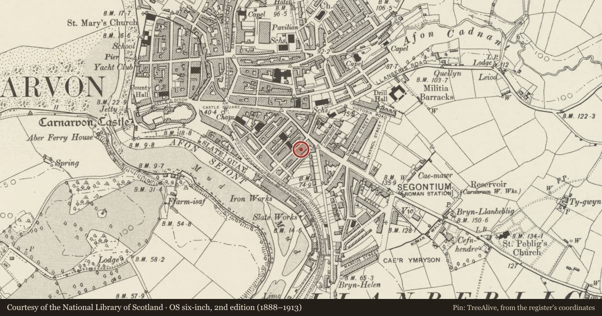Ordnance Survey six-inch map, 2nd edition (1888–1913) covering the location of 28 Garnon Street, Caernarfon, Gwynedd, with a pin at the register's coordinates