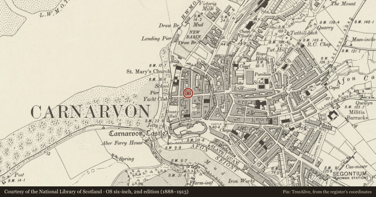 Ordnance Survey six-inch map, 2nd edition (1888–1913) covering the location of 11-13 High Street, Caernarfon, Gwynedd, with a pin at the register's coordinates