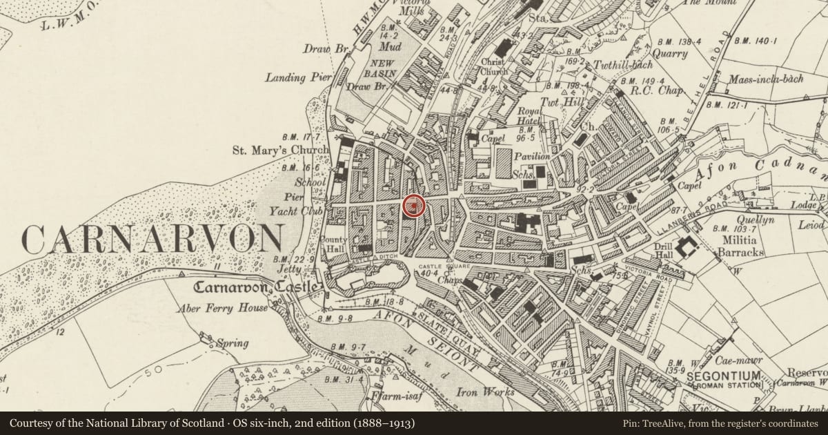 Ordnance Survey six-inch map, 2nd edition (1888–1913) covering the location of 38-40 High Street, Caernarfon, Gwynedd, with a pin at the register's coordinates