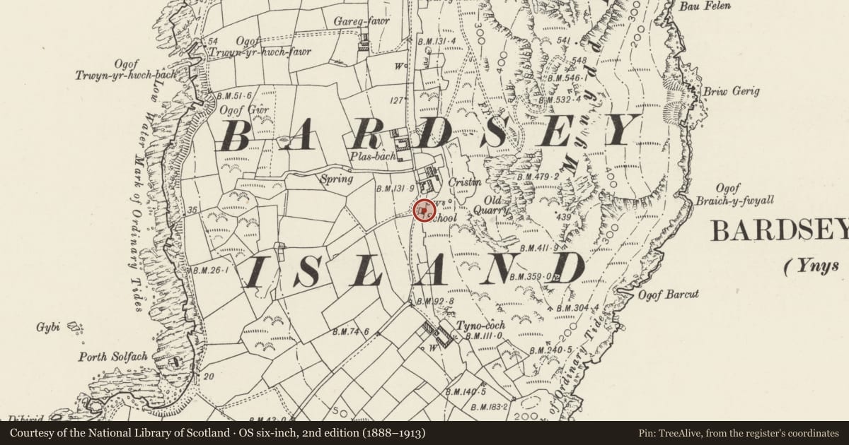 Ordnance Survey six-inch map, 2nd edition (1888–1913) covering the location of The Old School, Aberdaron, Gwynedd, with a pin at the register's coordinates