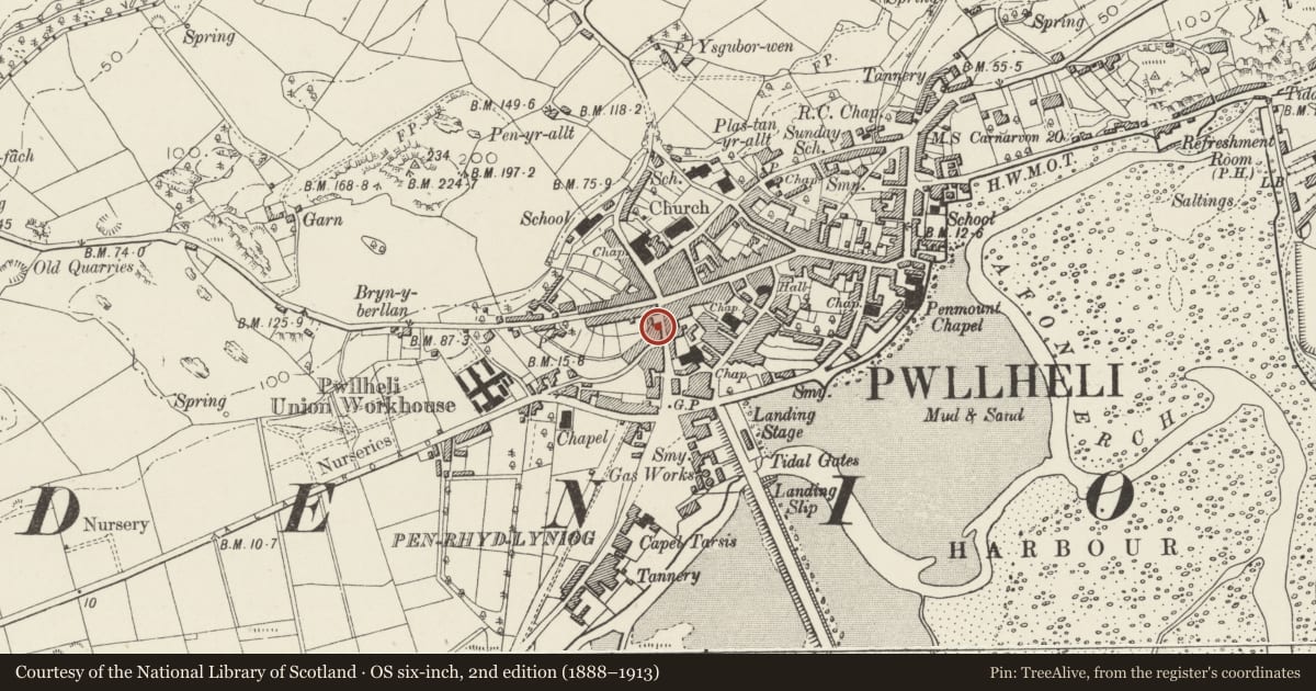 Ordnance Survey six-inch map, 2nd edition (1888–1913) covering the location of 5 Gaol Street, Pwllheli, Gwynedd, with a pin at the register's coordinates