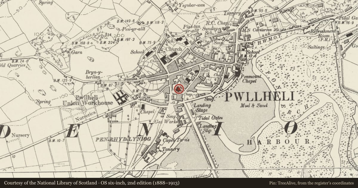 Ordnance Survey six-inch map, 2nd edition (1888–1913) covering the location of Penlan Chapel Hall, Pwllheli, Gwynedd, with a pin at the register's coordinates