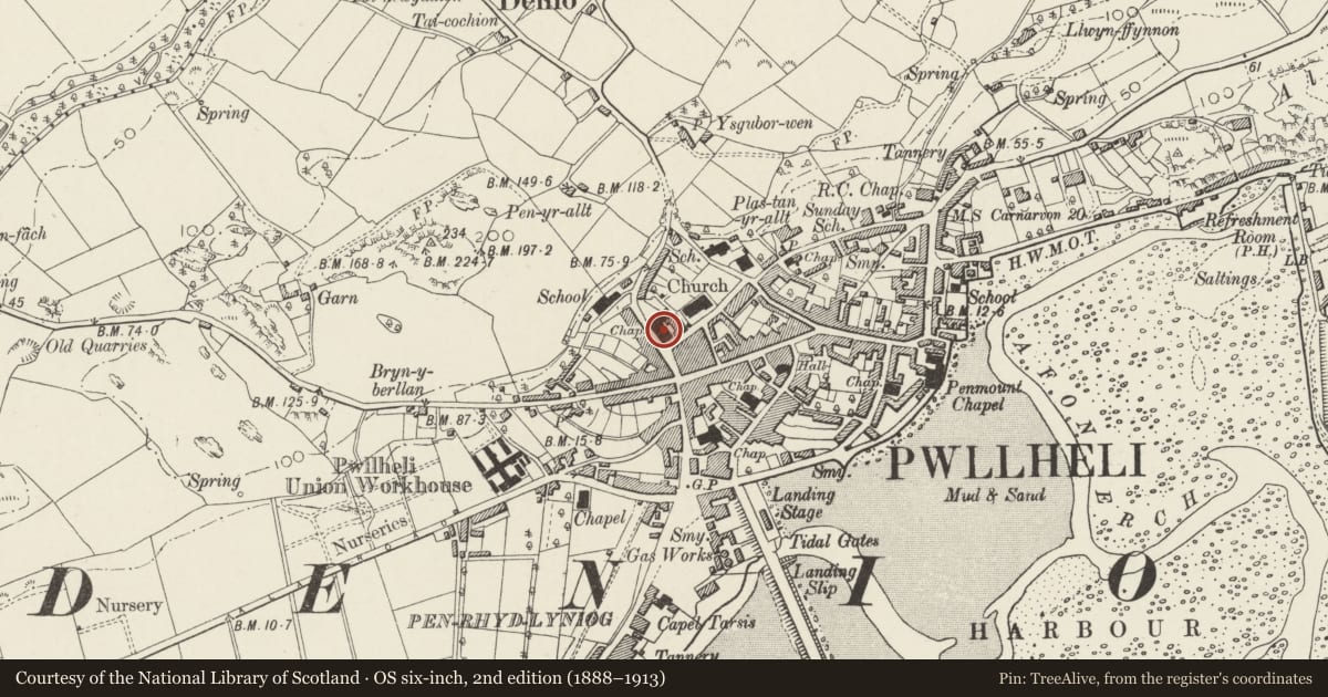 Ordnance Survey six-inch map, 2nd edition (1888–1913) covering the location of Capel Salem, Pwllheli, Gwynedd, with a pin at the register's coordinates