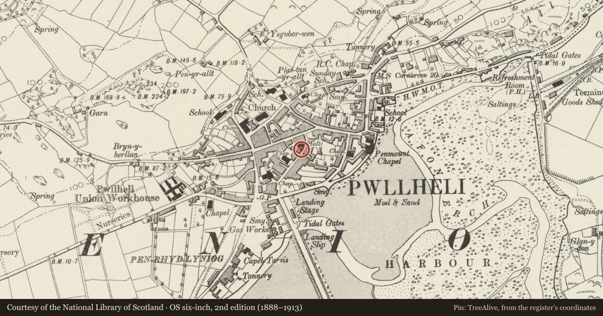 Ordnance Survey six-inch map, 2nd edition (1888–1913) covering the location of 13 Penlan House, Pwllheli, Gwynedd, with a pin at the register's coordinates