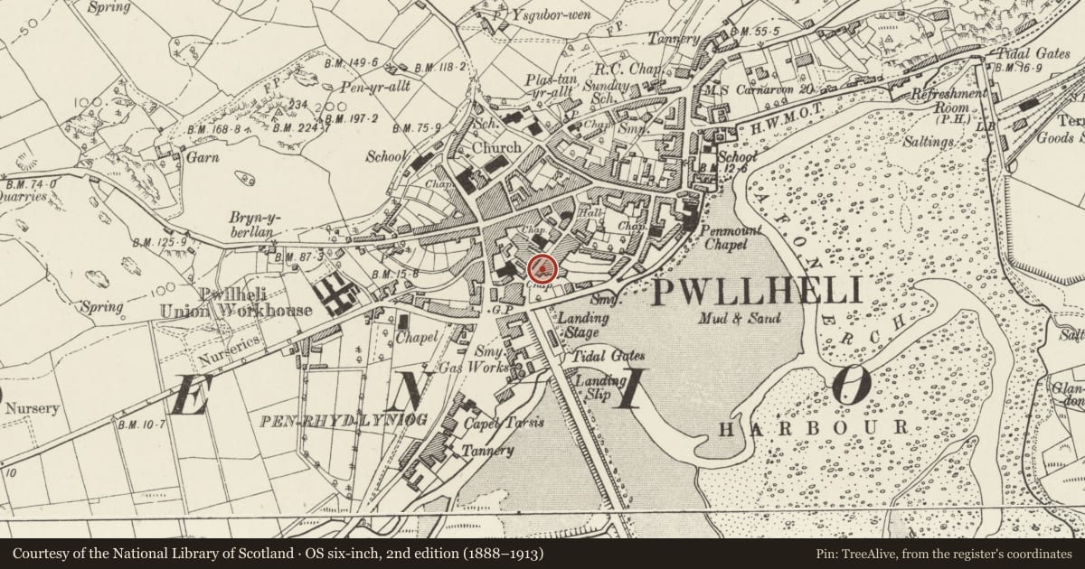 Ordnance Survey six-inch map, 2nd edition (1888–1913) covering the location of Cilcoed, Pwllheli, Gwynedd, with a pin at the register's coordinates