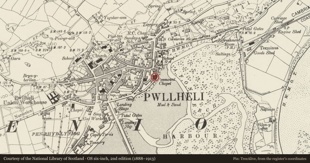 Ordnance Survey six-inch map, 2nd edition (1888–1913) covering the location of Penmount Chapel, Pwllheli, Gwynedd, with a pin at the register's coordinates