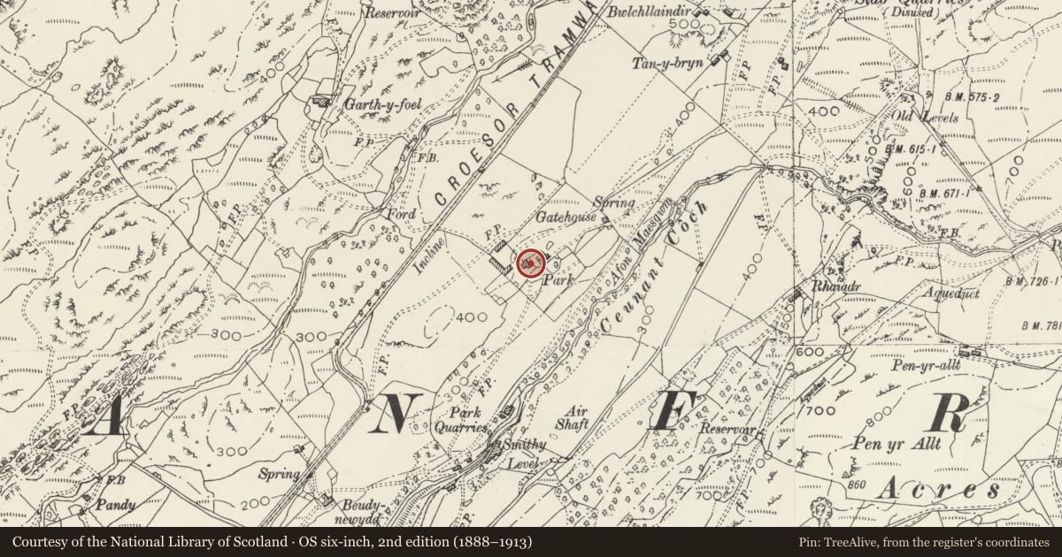 Ordnance Survey six-inch map, 2nd edition (1888–1913) covering the location of Parc, Llanfrothen, Gwynedd, with a pin at the register's coordinates