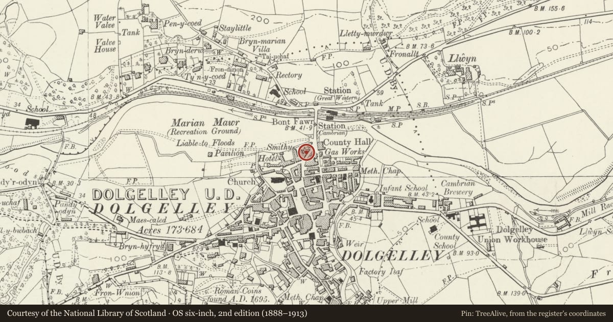 Ordnance Survey six-inch map, 2nd edition (1888–1913) covering the location of 2 Bridge Street, Dolgellau, Gwynedd, with a pin at the register's coordinates