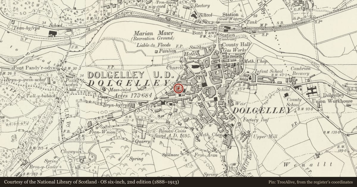 Ordnance Survey six-inch map, 2nd edition (1888–1913) covering the location of Former police Station, Dolgellau, Gwynedd, with a pin at the register's coordinates
