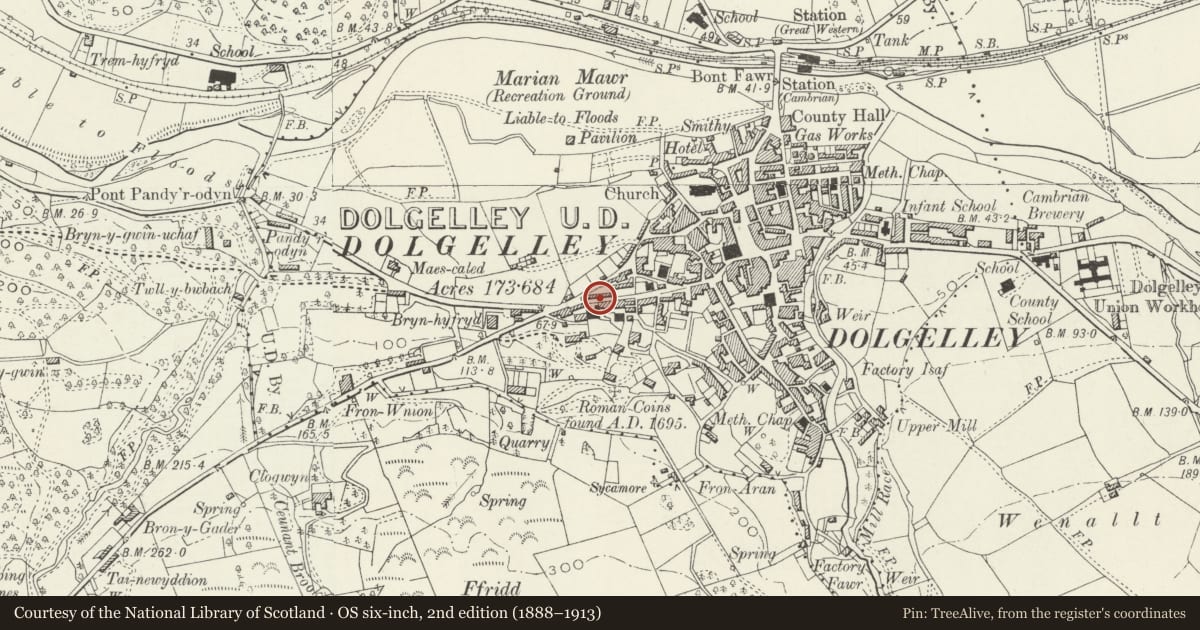Ordnance Survey six-inch map, 2nd edition (1888–1913) covering the location of Penbryn Croft, Dolgellau, Gwynedd, with a pin at the register's coordinates