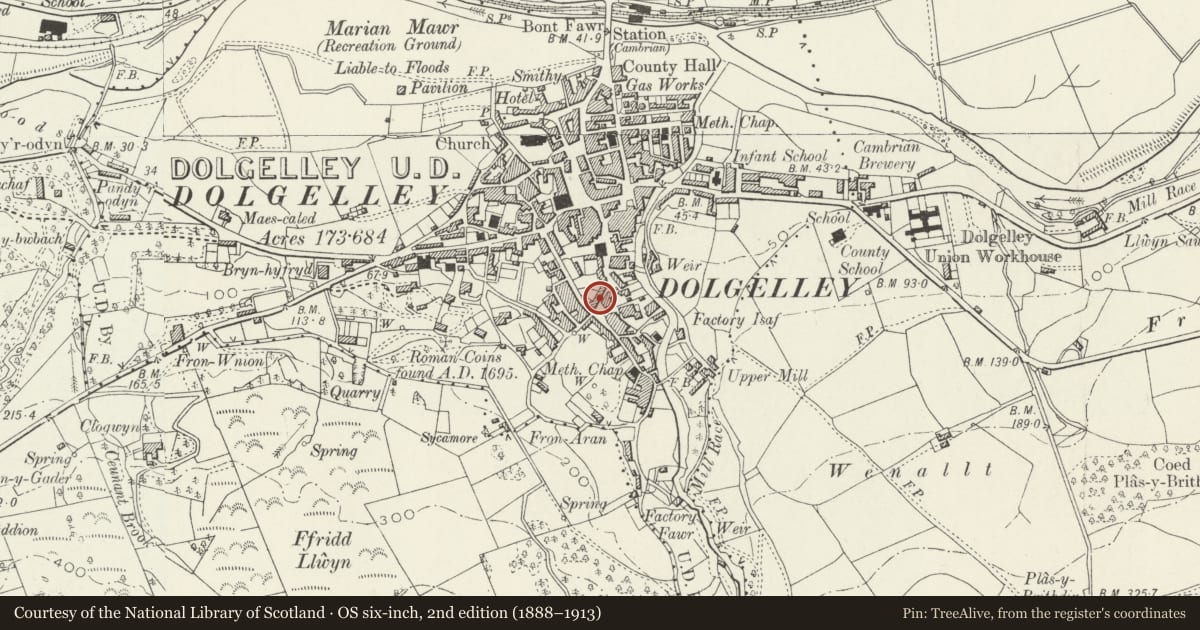 Ordnance Survey six-inch map, 2nd edition (1888–1913) covering the location of Unoccupied building to left of "Bragby", Dolgellau, Gwynedd, with a pin at the register's coordinates