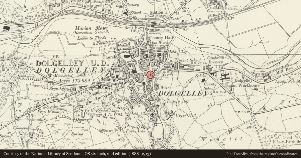 Ordnance Survey six-inch map, 2nd edition (1888–1913) covering the location of The Unicorn P.H., Dolgellau, Gwynedd, with a pin at the register's coordinates