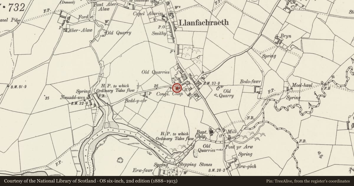 Ordnance Survey six-inch map, 2nd edition (1888–1913) covering the location of Bethesda Congregational Chapel and attached house, Llanfachraeth, Isle of Anglesey, with a pin at the register's coordinates