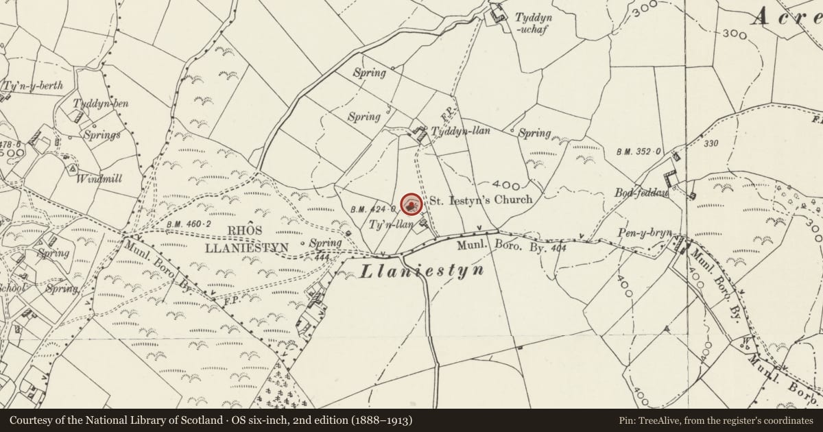 Ordnance Survey six-inch map, 2nd edition (1888–1913) covering the location of Church of St Iestyn, Llanddona, Isle of Anglesey, with a pin at the register's coordinates