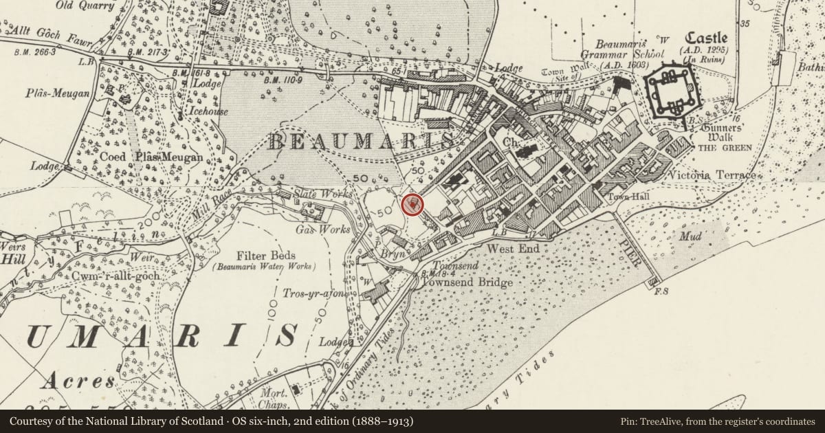 Ordnance Survey six-inch map, 2nd edition (1888–1913) covering the location of 70 New Street, Beaumaris, Isle of Anglesey, with a pin at the register's coordinates