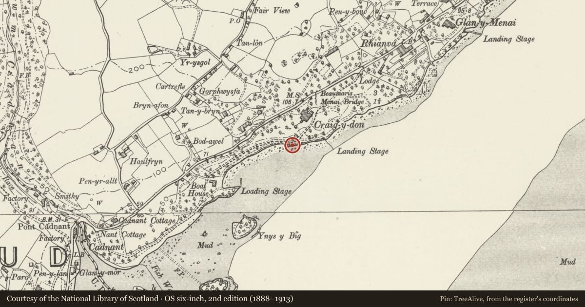 Ordnance Survey six-inch map, 2nd edition (1888–1913) covering the location of Boat-house at Craig-y-Don, Cwm Cadnant, Isle of Anglesey, with a pin at the register's coordinates