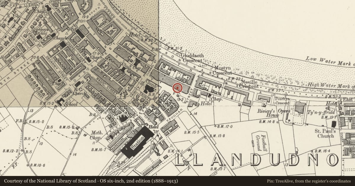 Ordnance Survey six-inch map, 2nd edition (1888–1913) covering the location of 13 Mostyn Street, Llandudno, Conwy, with a pin at the register's coordinates