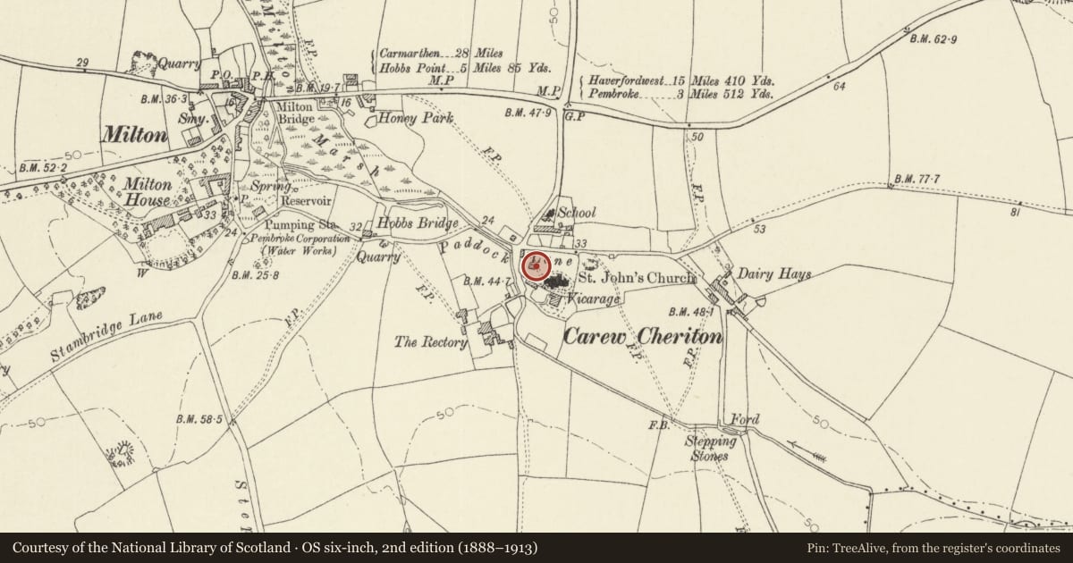 Ordnance Survey six-inch map, 2nd edition (1888–1913) covering the location of Old Mortuary Chapel, Carew, Pembrokeshire, with a pin at the register's coordinates