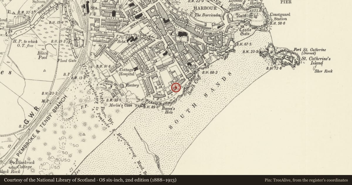 Ordnance Survey six-inch map, 2nd edition (1888–1913) covering the location of Clarence House Hotel and area railings, Tenby, Pembrokeshire, with a pin at the register's coordinates
