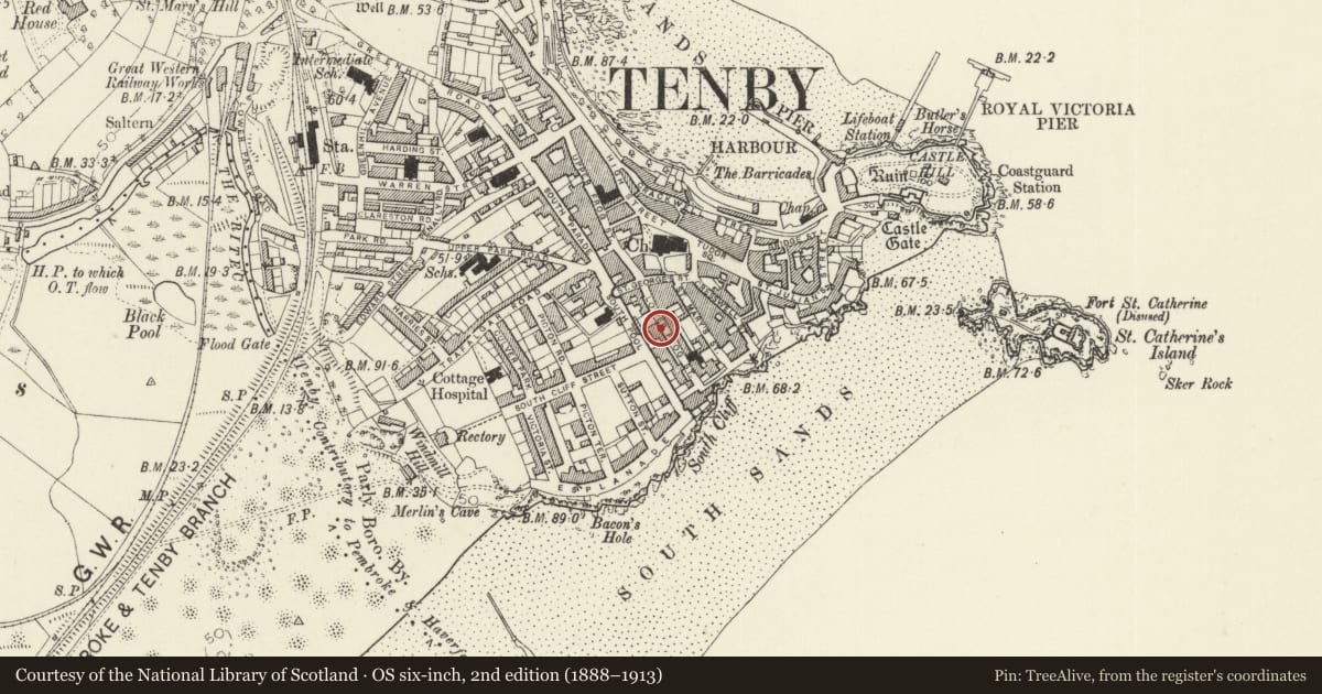 Ordnance Survey six-inch map, 2nd edition (1888–1913) covering the location of No 1 Lydstep Buildings, Tenby, Pembrokeshire, with a pin at the register's coordinates