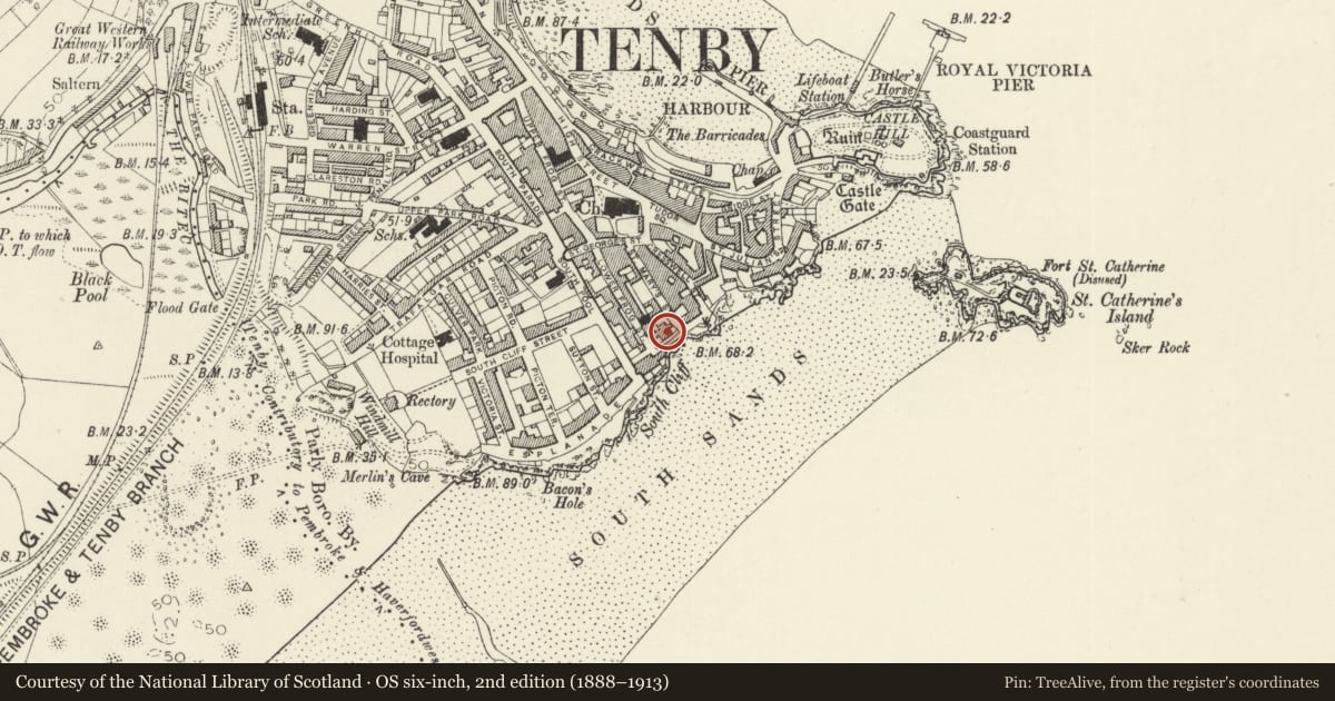 Ordnance Survey six-inch map, 2nd edition (1888–1913) covering the location of Paragon Court, Tenby, Pembrokeshire, with a pin at the register's coordinates