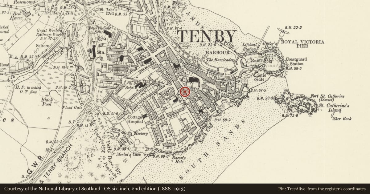 Ordnance Survey six-inch map, 2nd edition (1888–1913) covering the location of Premises occupied by Ye Olde Gifte Shoppe, Tenby, Pembrokeshire, with a pin at the register's coordinates