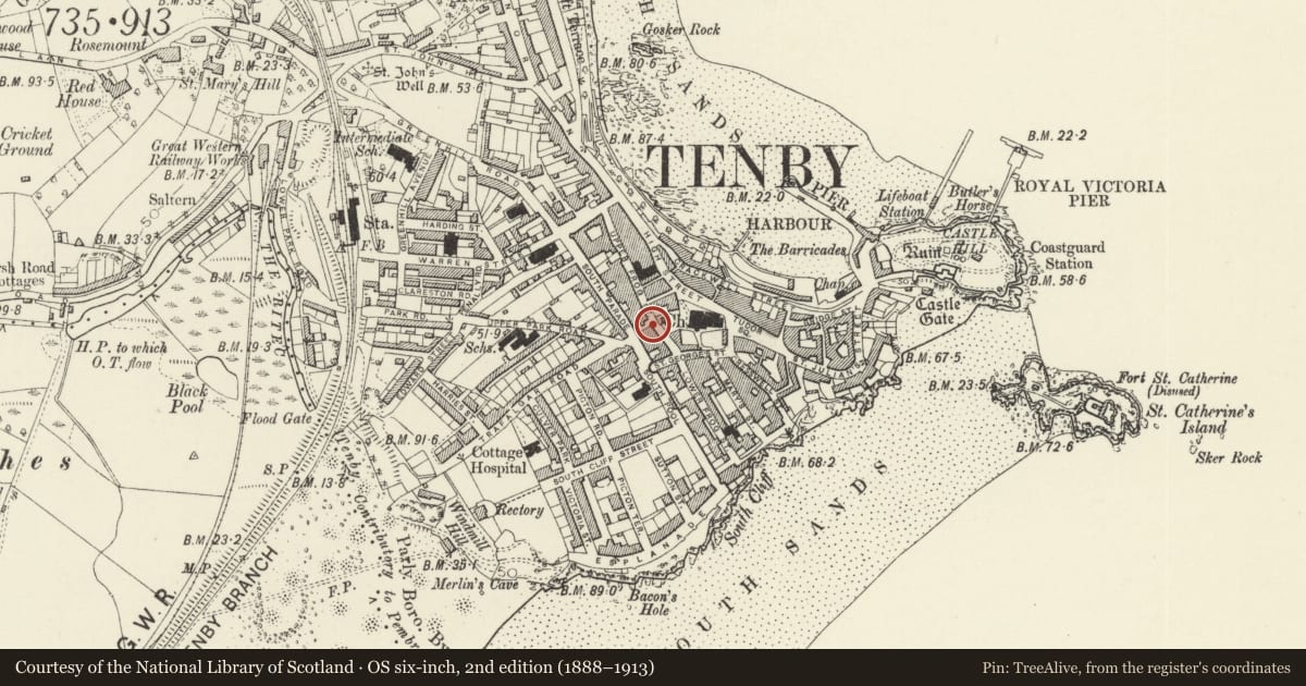 Ordnance Survey six-inch map, 2nd edition (1888–1913) covering the location of 8 Upper Frog Street, Tenby, Pembrokeshire, with a pin at the register's coordinates