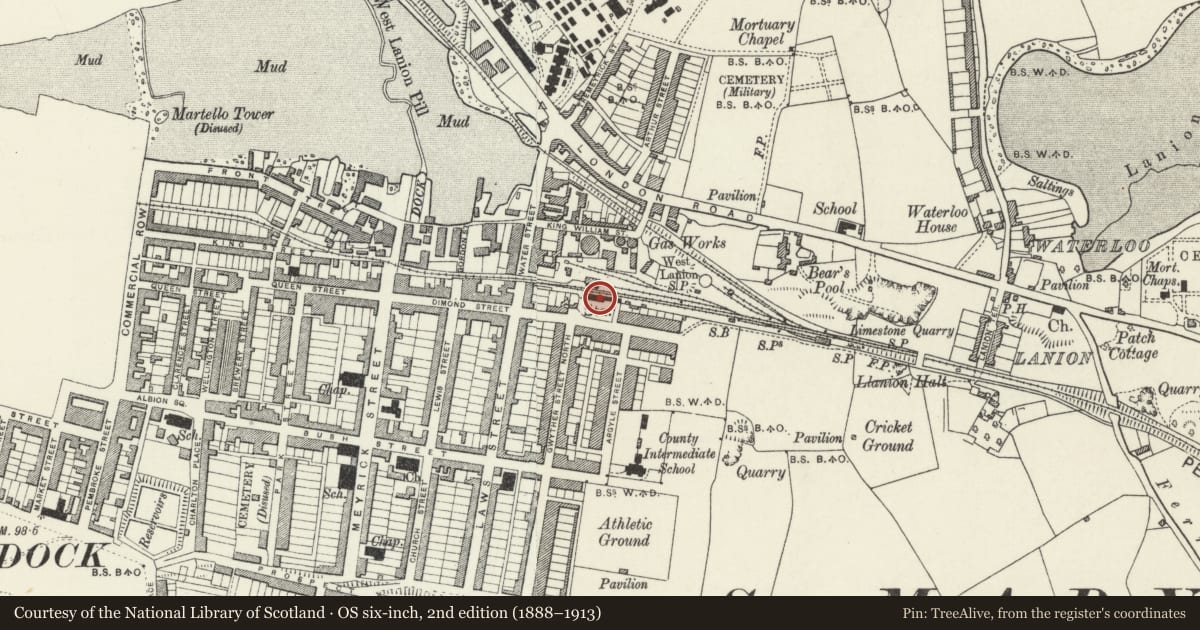 Ordnance Survey six-inch map, 2nd edition (1888–1913) covering the location of Pembroke Dock Railway Station, Pembrokeshire, with a pin at the register's coordinates
