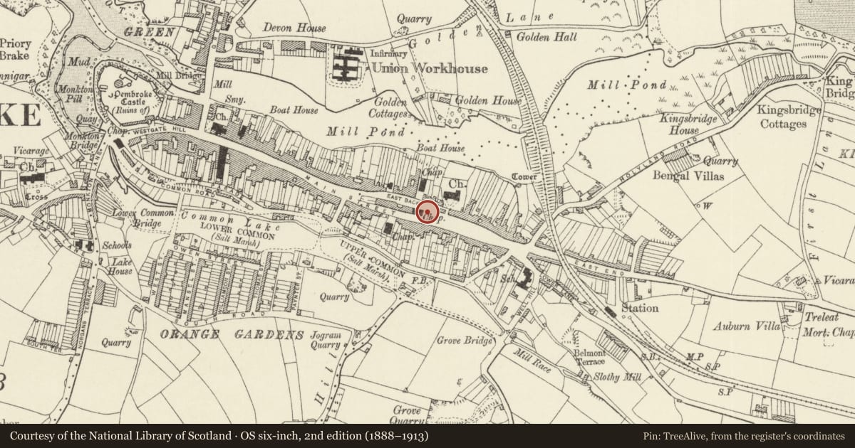 Ordnance Survey six-inch map, 2nd edition (1888–1913) covering the location of Forecourt railings, gates & gate piers to Wesley Chapel, Pembroke, Pembrokeshire, with a pin at the register's coordinates