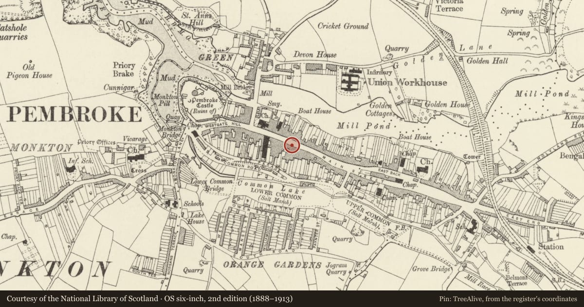 Ordnance Survey six-inch map, 2nd edition (1888–1913) covering the location of 29 Main Street, Pembroke, Pembrokeshire, with a pin at the register's coordinates