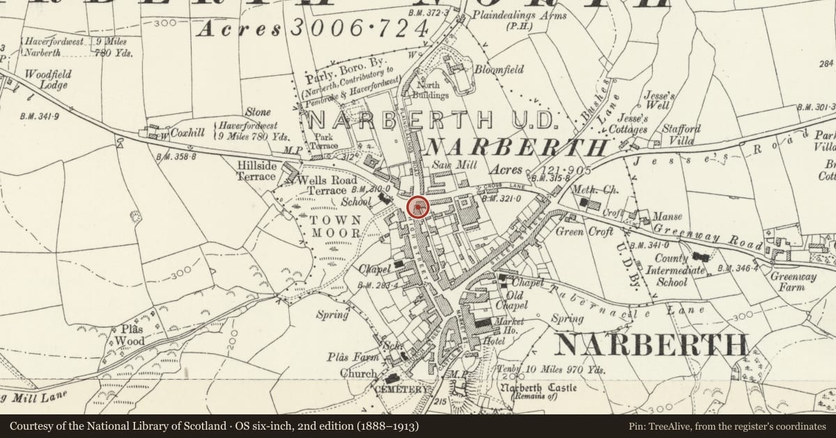 Ordnance Survey six-inch map, 2nd edition (1888–1913) covering the location of 3 High Street, Narberth, Pembrokeshire, with a pin at the register's coordinates