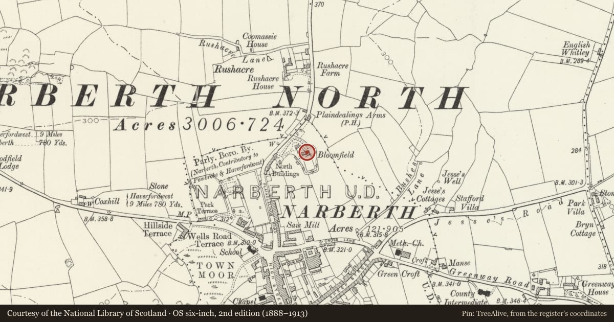 Ordnance Survey six-inch map, 2nd edition (1888–1913) covering the location of Bloomfield, Narberth, Pembrokeshire, with a pin at the register's coordinates
