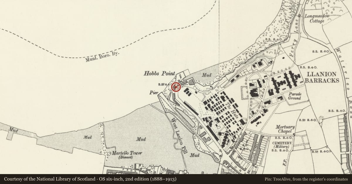 Ordnance Survey six-inch map, 2nd edition (1888–1913) covering the location of Telephone Call-box at Hobbs Point, Pembroke Dock, Pembrokeshire, with a pin at the register's coordinates