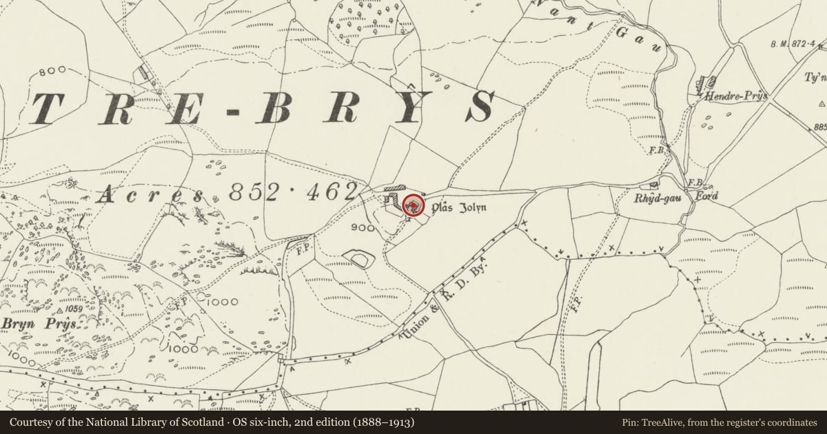 Ordnance Survey six-inch map, 2nd edition (1888–1913) covering the location of Plas Iolyn, Pentrefoelas, Conwy, with a pin at the register's coordinates