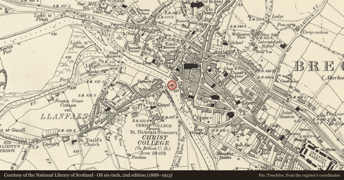Ordnance Survey six-inch map, 2nd edition (1888–1913) covering the location of Usk Bridge, Brecon, Powys, with a pin at the register's coordinates