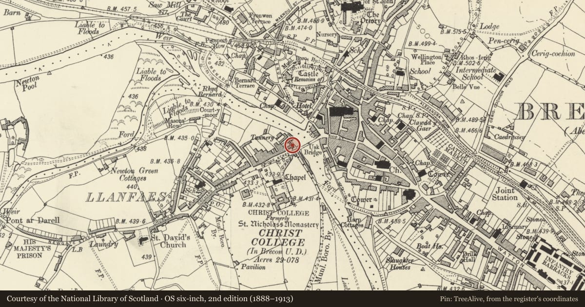 Ordnance Survey six-inch map, 2nd edition (1888–1913) covering the location of Usk House, Brecon, Powys, with a pin at the register's coordinates