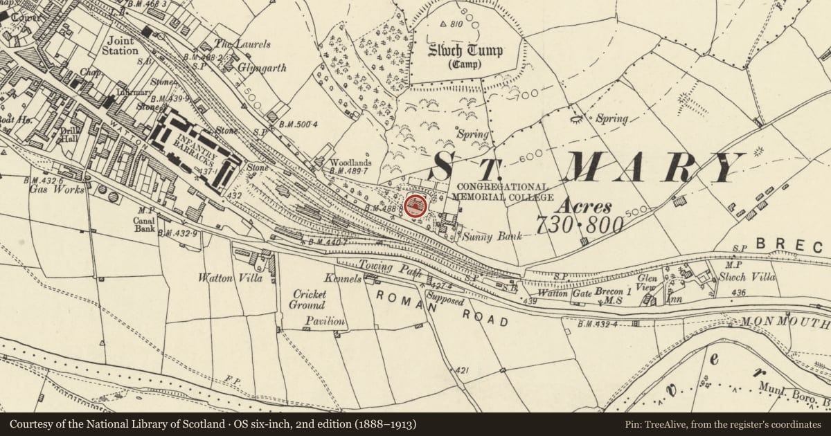 Ordnance Survey six-inch map, 2nd edition (1888–1913) covering the location of Camden Court, Brecon, Powys, with a pin at the register's coordinates