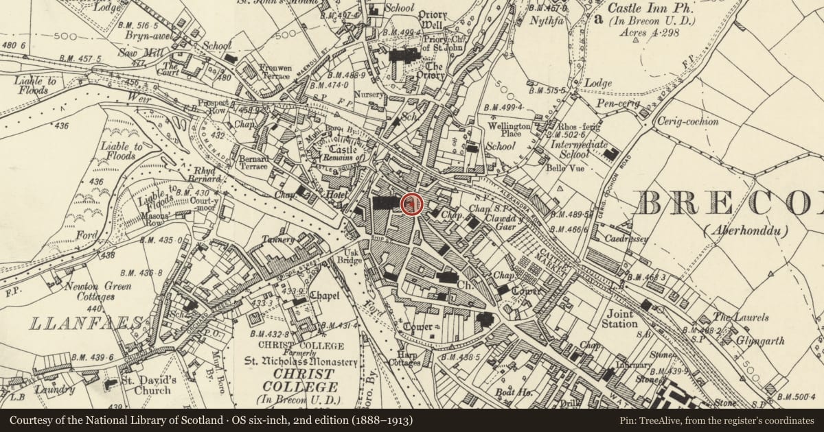 Ordnance Survey six-inch map, 2nd edition (1888–1913) covering the location of National Westminster Bank, Brecon, Powys, with a pin at the register's coordinates