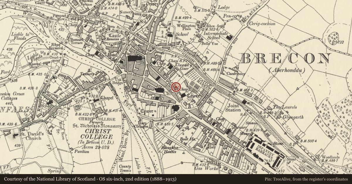 Ordnance Survey six-inch map, 2nd edition (1888–1913) covering the location of No.4 Lion Street, including Forecourt Gate & Railings, Brecon, Powys, with a pin at the register's coordinates