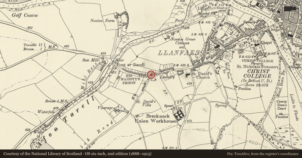 Ordnance Survey six-inch map, 2nd edition (1888–1913) covering the location of 3 Newgate Street, Brecon, Powys, with a pin at the register's coordinates